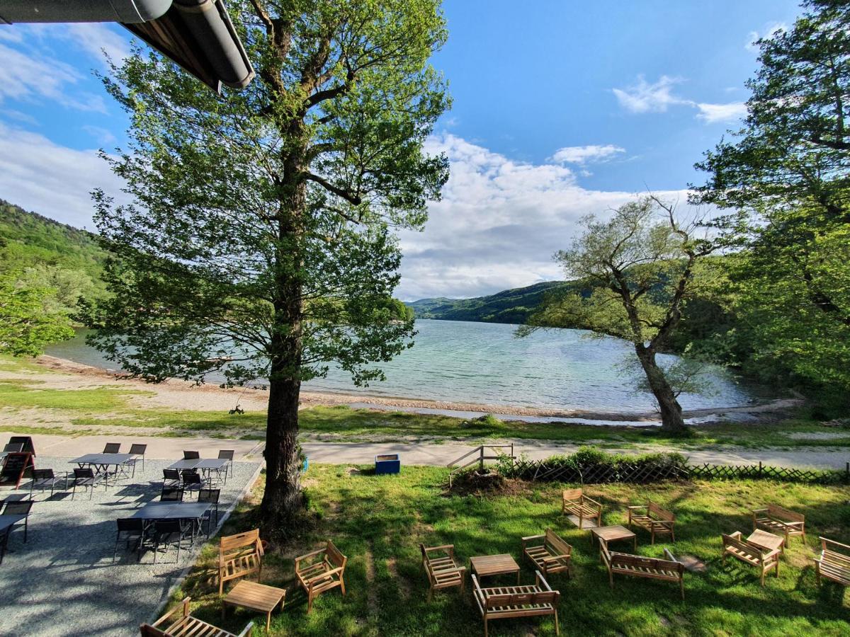 Le Grand Lac Hotel Bar Restaurant Laffrey Kültér fotó